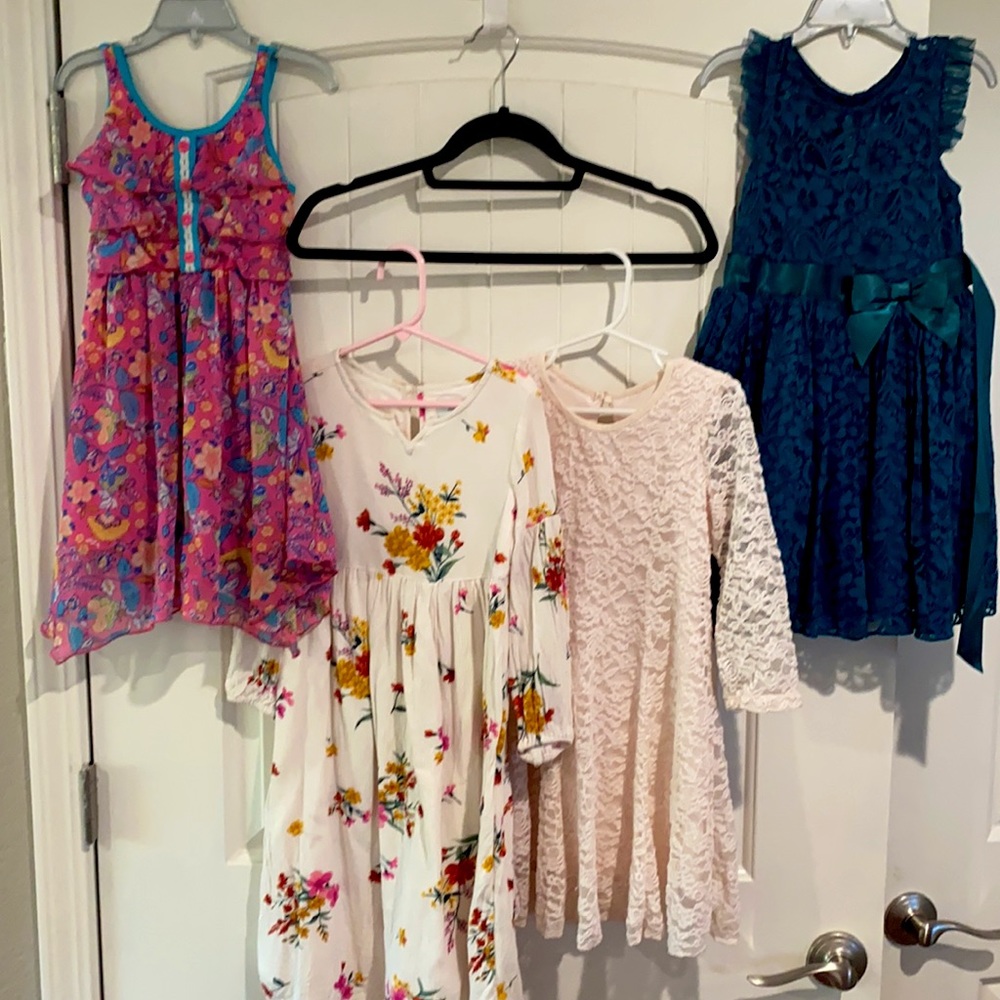 Girls dress 4/5 bundle